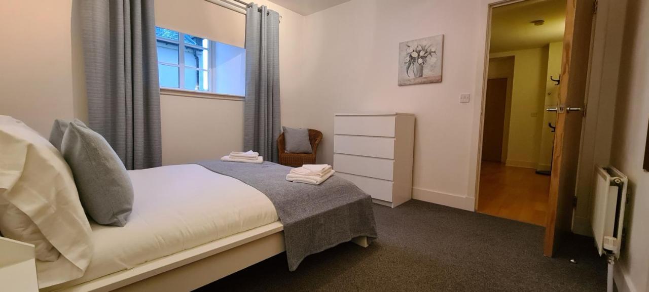 Pass The Keys Spacious 3Beds Flat Near City Centre - Free Parking Εδιμβούργο Εξωτερικό φωτογραφία