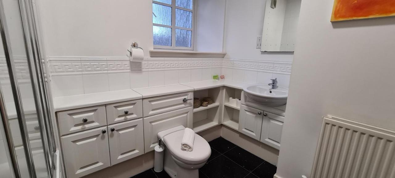 Pass The Keys Spacious 3Beds Flat Near City Centre - Free Parking Εδιμβούργο Εξωτερικό φωτογραφία